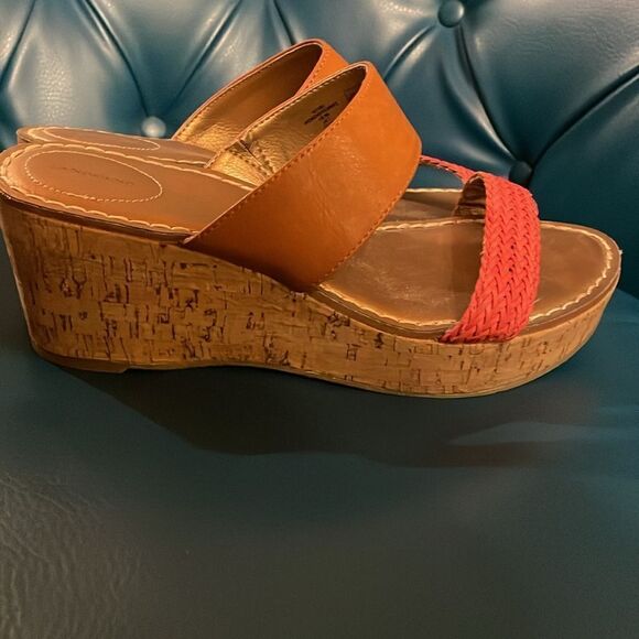 Lands’ End Sanadals - Picture 3 of 9